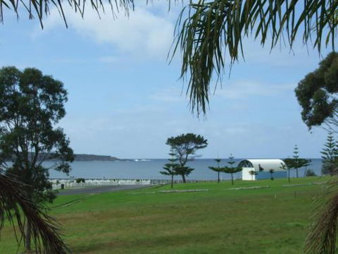 Blue Waters Four - Geraldton Accommodation 4