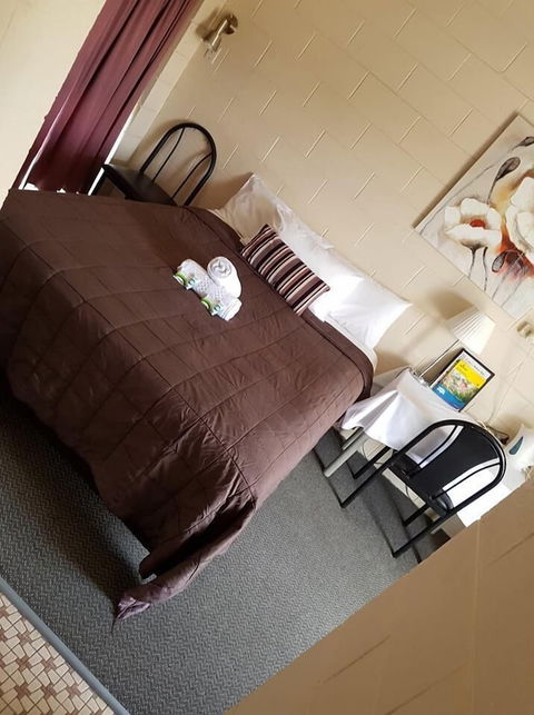 Windsor Hotel Dalby - Geraldton Accommodation 2
