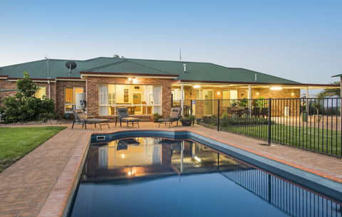 Colonial Court Villas - Geraldton Accommodation 3