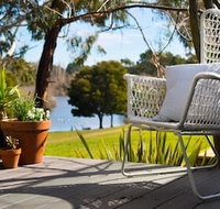 Lake Como Villa - Geraldton Accommodation