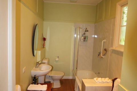 Olinda Country Cottages - Geraldton Accommodation 6