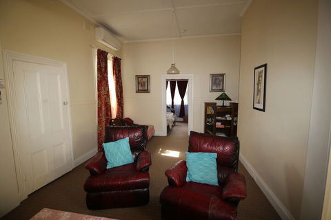 Olinda Country Cottages - Geraldton Accommodation 3
