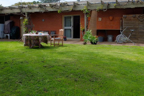 Quilters Studio - Geraldton Accommodation 5