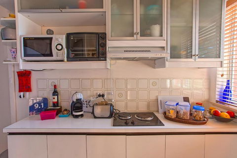 Quilters Studio - Geraldton Accommodation 1