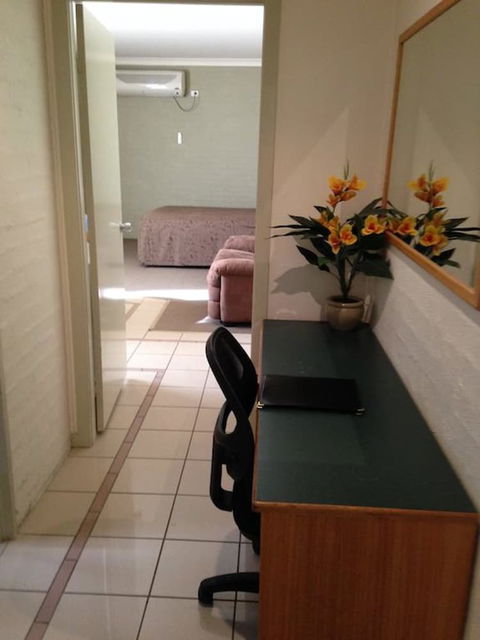 Francis Phillip Motor Inn - Geraldton Accommodation 6