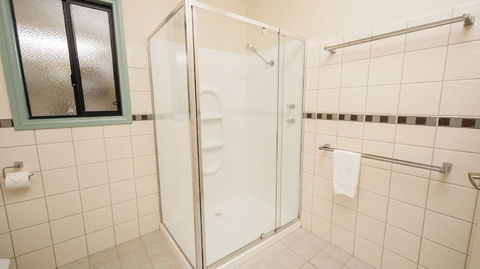 Nutkin Lodge - Geraldton Accommodation 4