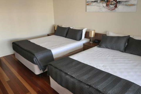 The Australian Hotel Motel Dalby - Geraldton Accommodation 4