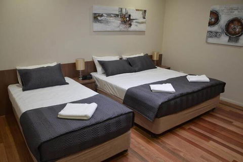 The Australian Hotel Motel Dalby - Geraldton Accommodation 5
