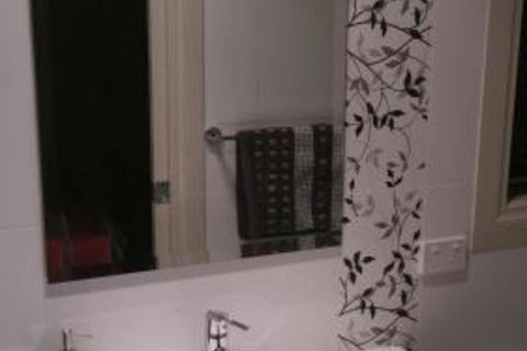 Towac Valley Cabins - Geraldton Accommodation 7