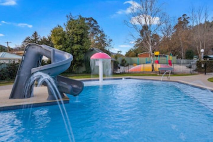 Bright VIC Geraldton Accommodation