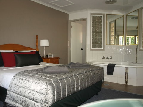 Old Coach Motor Inn - Geraldton Accommodation 6