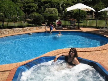Chestnut Tree Holiday Apartments - Geraldton Accommodation 4