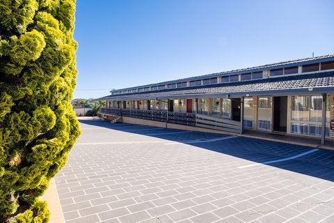 Jetty Motel The Entrance - Geraldton Accommodation 0