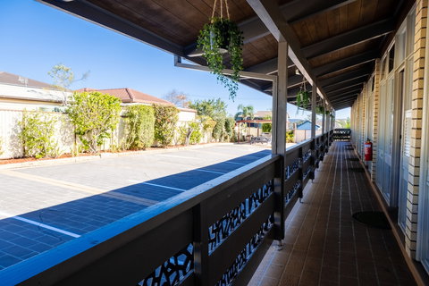 Jetty Motel The Entrance - Geraldton Accommodation 4