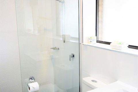 Tropicana Motor Inn - Geraldton Accommodation 7