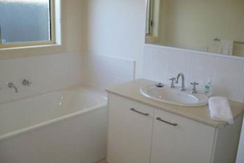 Kennedy Holiday Resort - Geraldton Accommodation 1