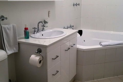 Arundel's Boutique Accommodation - Geraldton Accommodation 4