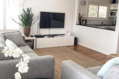 The Seaside Beachhouse Mollymook - Geraldton Accommodation 6