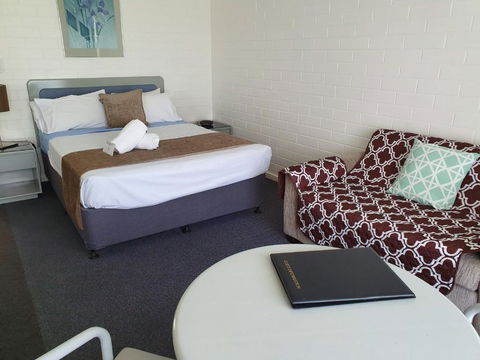 Dalby Manor Motor Inn - Geraldton Accommodation 5