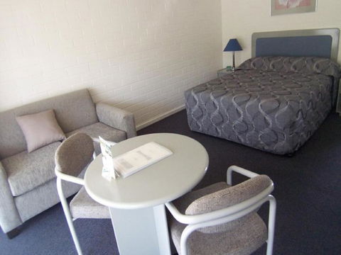Dalby Manor Motor Inn - Geraldton Accommodation 2