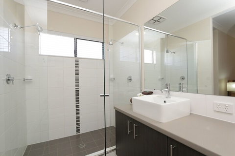 Jarelle House - Geraldton Accommodation 5