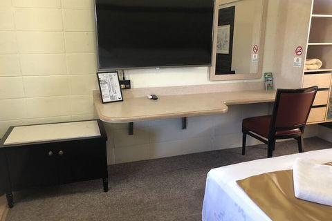 Inland Oasis Motel - Geraldton Accommodation 2