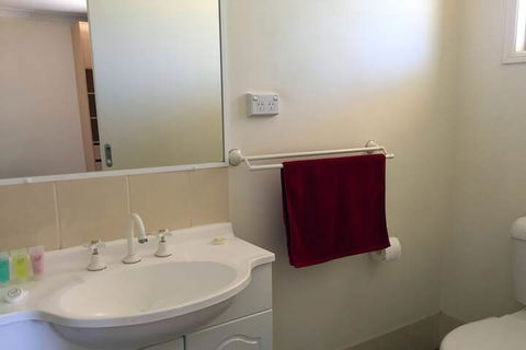Inland Oasis Motel - Geraldton Accommodation 7