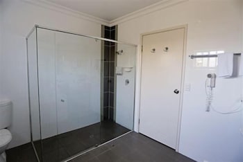 Drover's Motor Inn, Dalby - Geraldton Accommodation 6