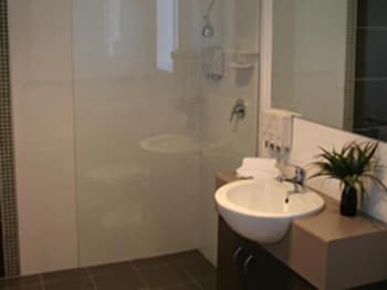 Drover's Motor Inn, Dalby - Geraldton Accommodation 4