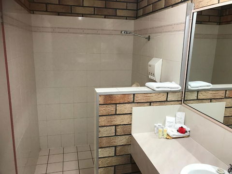 Miles Outback Motel - Geraldton Accommodation 1