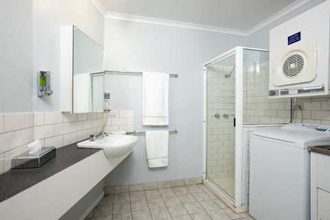 Unit 9 Bellevue - Geraldton Accommodation 4