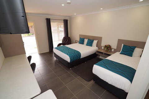 Exies Bagtown - Geraldton Accommodation 4