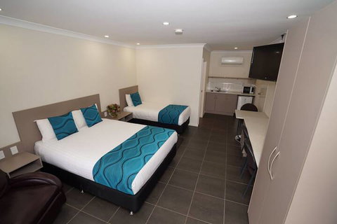 Exies Bagtown - Geraldton Accommodation 6