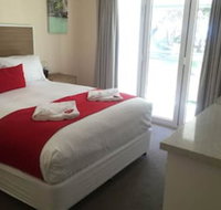 Huskisson Beach BB - Geraldton Accommodation