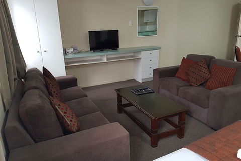 Earls Court Motor Inn - Geraldton Accommodation 2