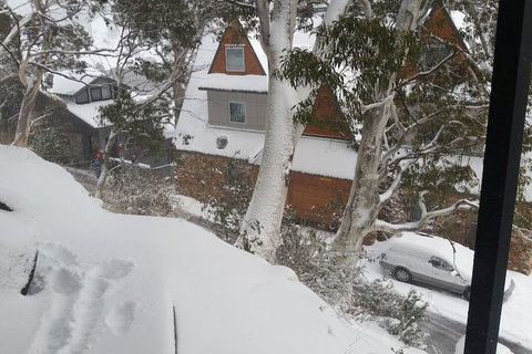 Aneeki Ski Lodge - Geraldton Accommodation 1