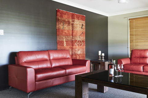 Ridgemill Escape - Geraldton Accommodation 5
