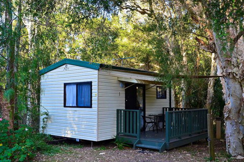 Jervis Bay Cabins & Hidden Creek Campsite - Geraldton Accommodation 6