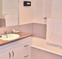 Swagsman Motel Miles - Geraldton Accommodation