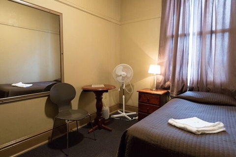 Dunkirk Hotel - Geraldton Accommodation 7