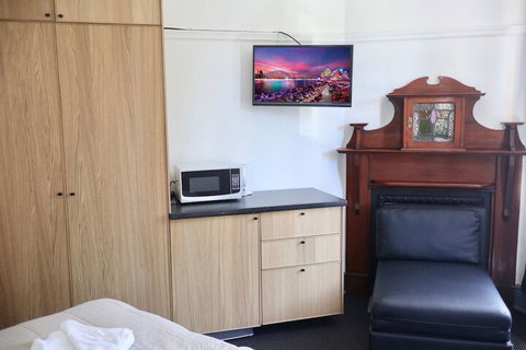 Dunkirk Hotel - Geraldton Accommodation 5