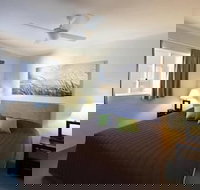 Mollymook Cove Apartments - Geraldton Accommodation