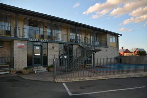 Adrian Motel - Geraldton Accommodation 1