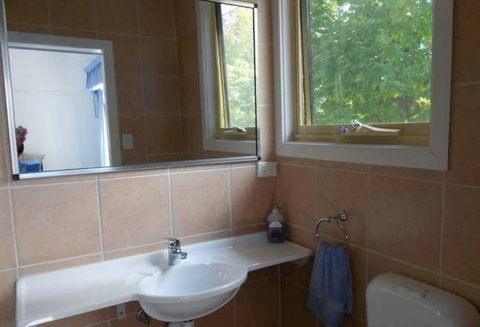 Hillview Oak B & B - Geraldton Accommodation 3