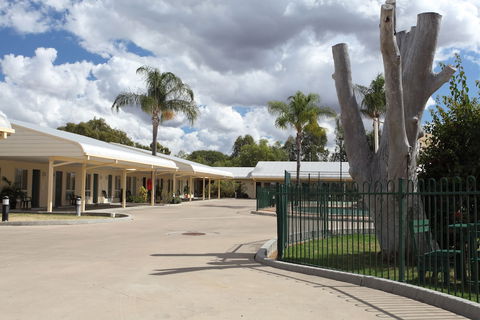 The Jolly Swagman Motor Inn - Geraldton Accommodation 1