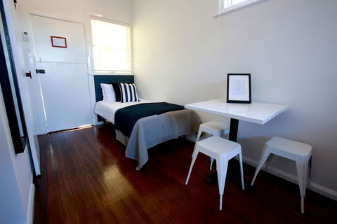 Tea Gardens Hotel - Geraldton Accommodation 3