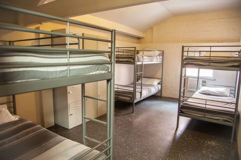 Fremantle Hostel - Geraldton Accommodation 4