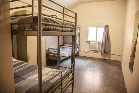 Fremantle Hostel - Geraldton Accommodation 1