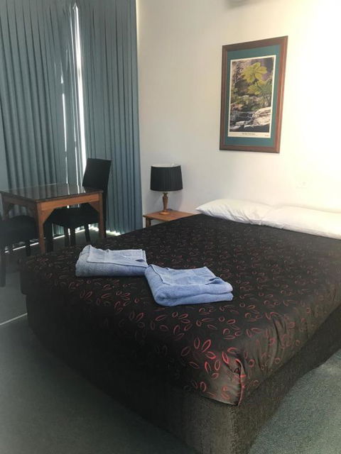 Injune Motel - Geraldton Accommodation 2
