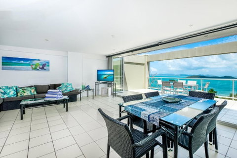Ocean Sunsets Skiathos - Geraldton Accommodation 4